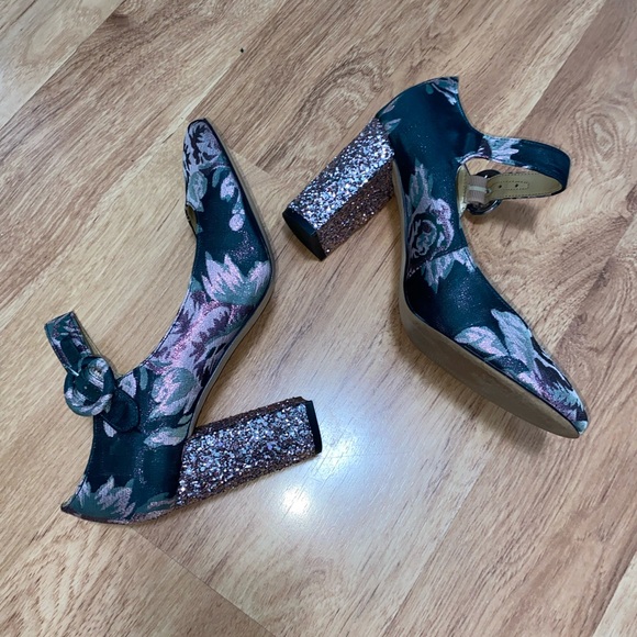 Marc Fisher Green & Pink Glitter Block Heels Mary Jane’s Size 8 - Picture 1 of 16